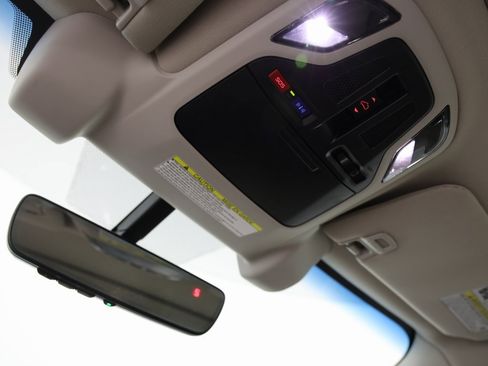 Used 2022 Subaru Legacy Limited image 18