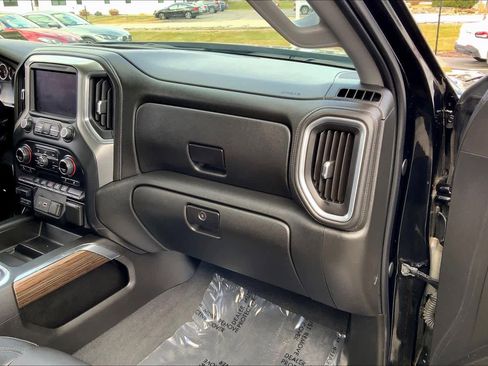 Used 2019 Chevrolet Silverado 1500 RST w/ All-Star Edition image 17