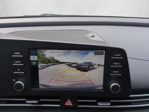 New 2026 Hyundai Elantra SE FWD image 13