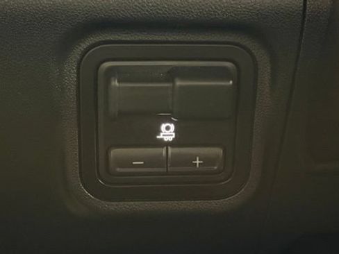 Used 2025 GMC Hummer EV 3X AWD/4WD image 43