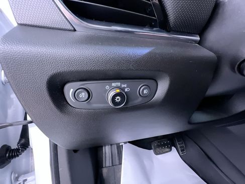 Used 2018 Chevrolet Traverse Premier w/ Redline Edition AWD/4WD image 16