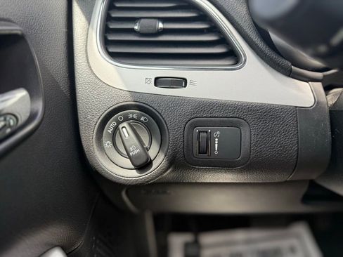 Used 2019 Dodge Journey GT w/ Nav & Sun Group AWD/4WD image 20