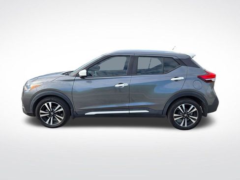 Used 2018 Nissan Kicks SV FWD image 5
