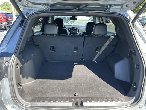 Used 2023 Chevrolet Equinox Premier AWD/4WD image 12