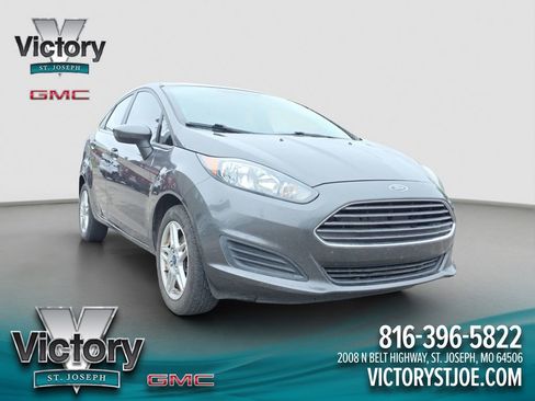 Used 2019 Ford Fiesta SE FWD image 1