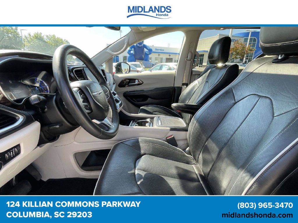 Used 2023 Chrysler Pacifica Limited FWD image 14