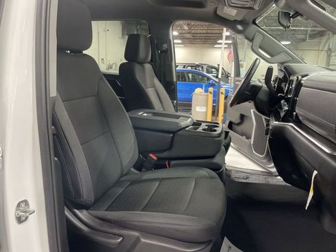 Used 2025 Chevrolet Silverado 1500 LT AWD/4WD image 27
