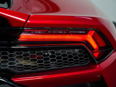 Used 2021 Lamborghini Huracan EVO AWD/4WD image 20