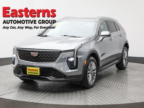 Used 2024 Cadillac XT4 Premium Luxury image 1