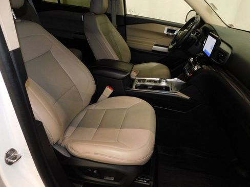 Used 2021 Ford Explorer Limited w/ Hybrid Equipment Group 310A image 22