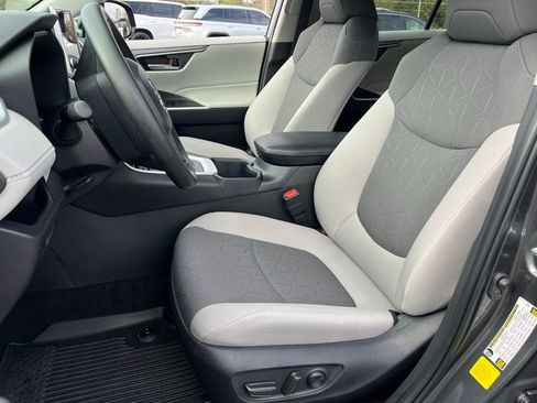 Certified 2025 Toyota RAV4 XLE image 13