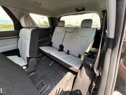 Used 2022 Hyundai Palisade SE AWD/4WD image 27