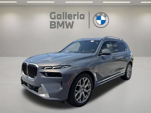 Used 2026 BMW X7 xDrive40i AWD/4WD image 1