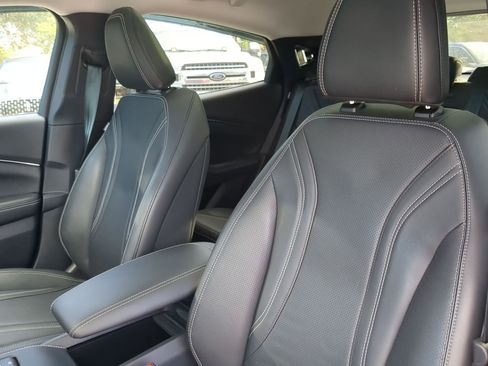 Used 2023 Ford Mustang Mach-E Premium image 10