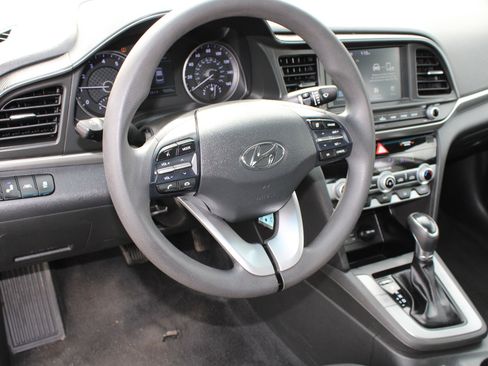 Used 2020 Hyundai Elantra SEL w/ Cargo Package (C1) image 7