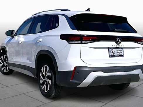 New 2026 Volkswagen Tiguan S image 12