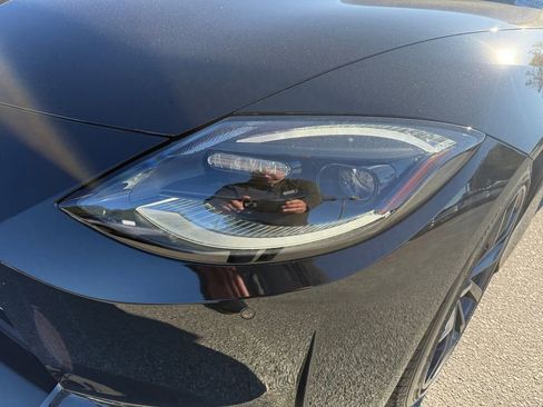 Used 2024 Nissan Z Performance w/ Floor Mat Package image 34