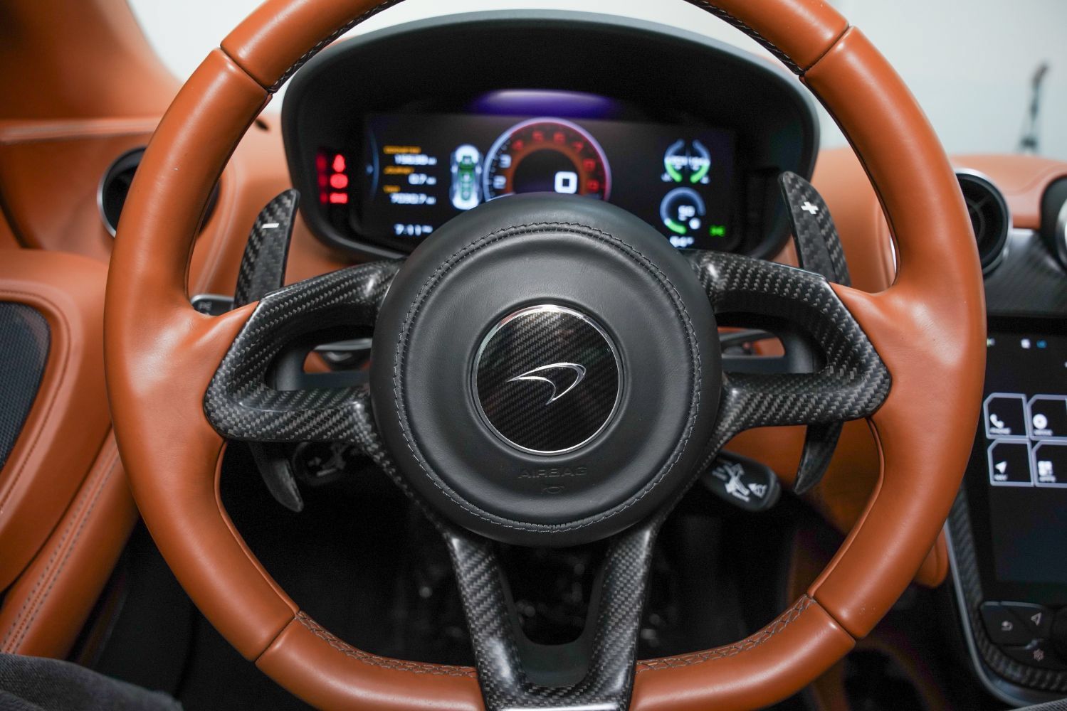 Used 2017 McLaren 570S RWD image 37