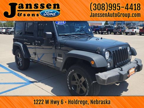 Used 2018 Jeep Wrangler Unlimited Sport S AWD/4WD image 4