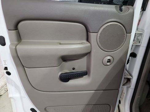 Used 2005 Dodge Ram 2500 Truck SLT w/ Trailer Tow Group image 29