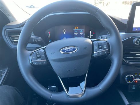 Used 2023 Ford Escape Active image 17
