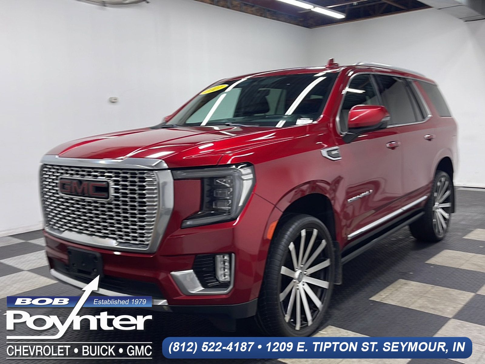 Used 2021 GMC Yukon Denali w/ Denali Premium Package AWD/4WD image 1