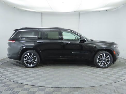 Used 2021 Jeep Grand Cherokee L Overland w/ Luxury Tech Group IV image 4