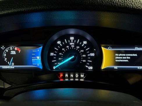 Used 2017 Ford Expedition Limited w/ Equipment Group 301A RWD image 37