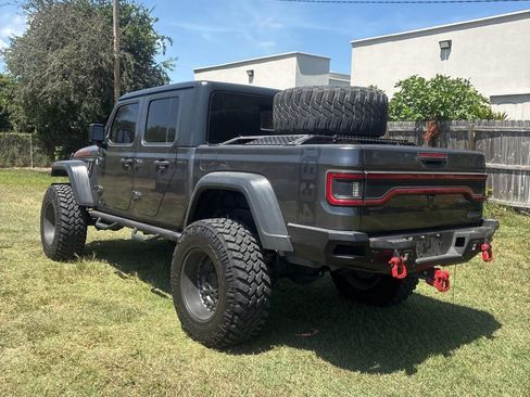 Used 2020 Jeep Gladiator Sport w/ Quick Order Package 24S AWD/4WD image 3