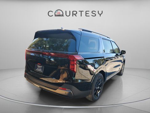New 2026 Kia Carnival SX w/ SX Dark Edition Package image 4
