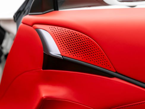 Certified 2022 Ferrari Roma image 39