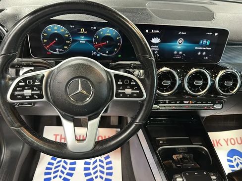 Used 2021 Mercedes-Benz GLB 250 4MATIC image 22