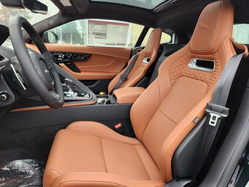 Used 2024 Jaguar F-TYPE R AWD/4WD image 8