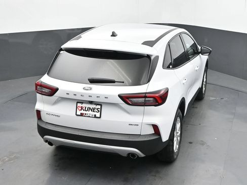 Used 2025 Ford Escape Active AWD/4WD image 34