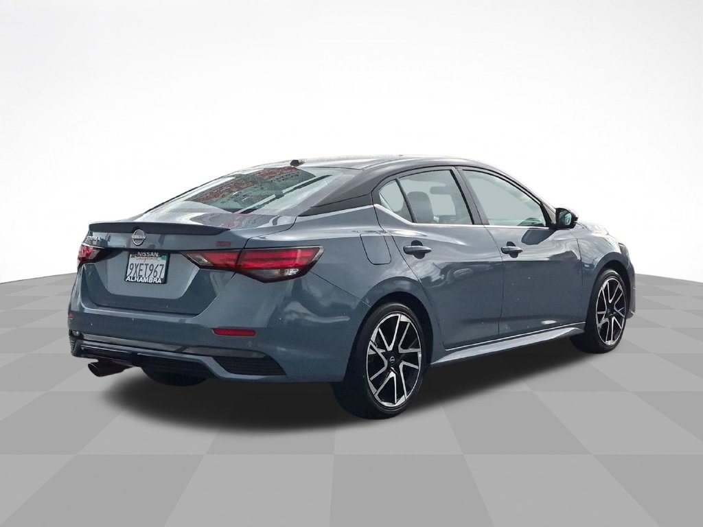 Certified 2025 Nissan Sentra SR w/ SR Premium Package FWD image 5