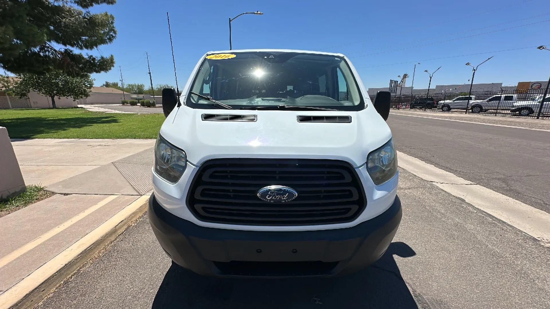 Used 2016 Ford Transit 350 XL RWD image 8