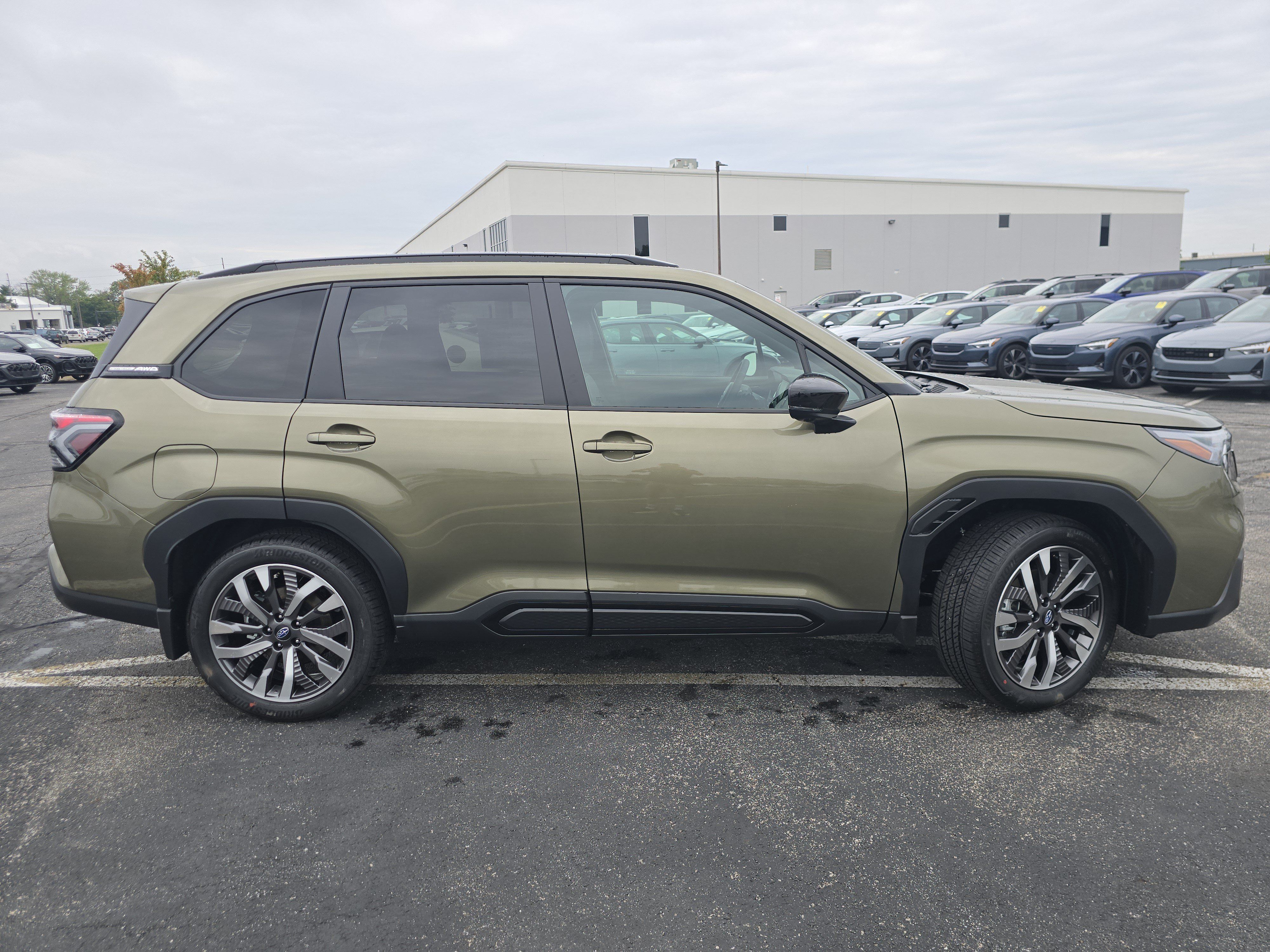 New 2026 Subaru Forester Touring AWD/4WD image 9