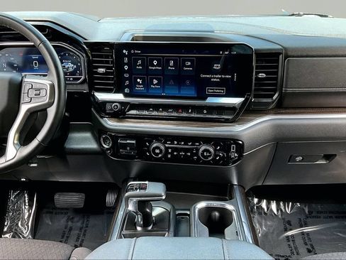Used 2023 Chevrolet Silverado 1500 LT Trail Boss w/ Convenience Package II AWD/4WD image 11
