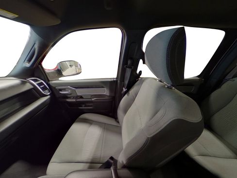 Used 2021 RAM 2500 Big Horn image 40