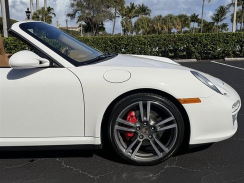 Used 2012 Porsche 911 Carrera 4S AWD/4WD image 33