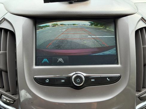Used 2016 Chevrolet Cruze LT w/ Convenience Package FWD image 13