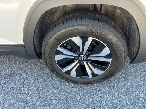 New 2026 Volkswagen Atlas SE image 25