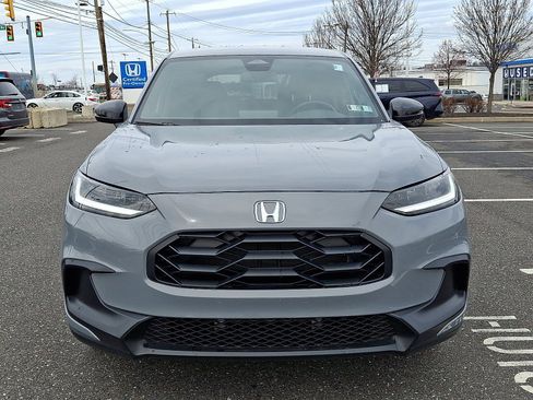 Used 2025 Honda HR-V Sport image 2