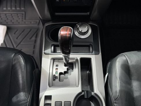 Used 2020 Toyota 4Runner Limited AWD/4WD image 21