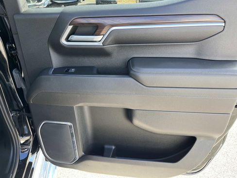 Used 2022 GMC Sierra 1500 SLT w/ SLT Convenience Package image 20