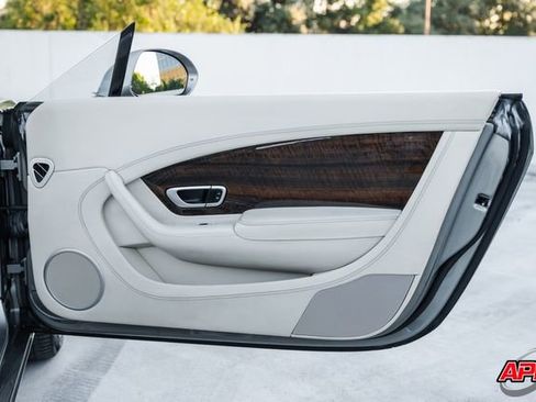 Used 2013 Bentley Continental GT image 76