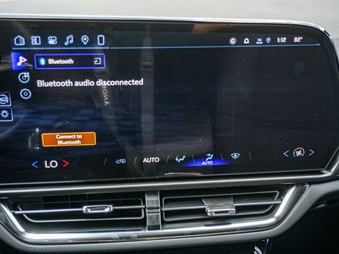 New 2026 Chevrolet Equinox EV LT FWD image 33