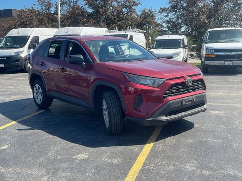 Used 2022 Toyota RAV4 LE AWD/4WD image 8
