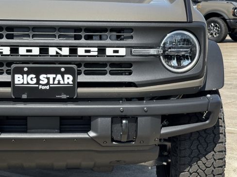 New 2026 Ford Bronco Big Bend w/ Black Diamond Package image 5