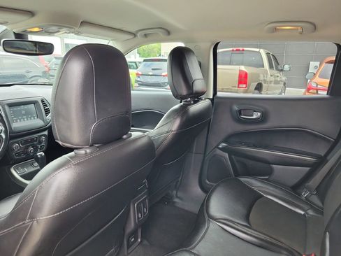 Used 2020 Jeep Compass Latitude FWD image 29